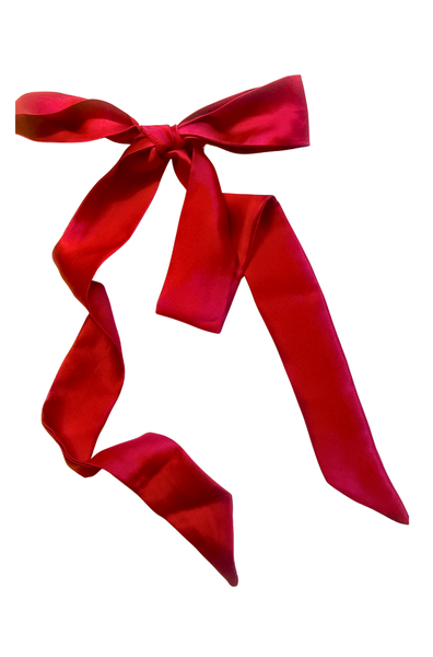 Zīda matu lente kakla šalla. Luxurious Silk Ribbon Scarf – 22 Momme Mulberry Silk

Handcrafted from premium 22-momme mulberry silk charmeuse, this long, narrow silk ribbon adds a touch of timeless elegance to any look.