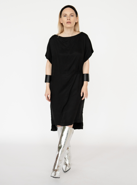 Minimalist midi  dress with a gathering/cotton/cupro